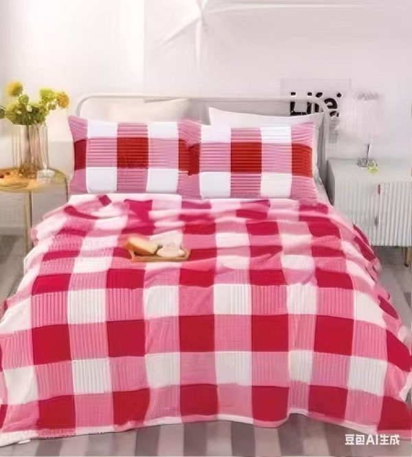 Blanket 6 (Queensize/2 Pillow Cases)